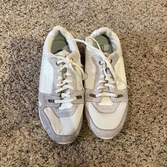 PUMA Grey and white metallic mile rider women's 8.5 - Picture 1 of 6